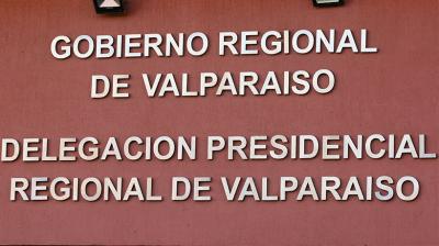 Región de Valparaíso: presión de Chile Vamos por cargos choca con el silencio republicano