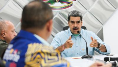 Maduro dijo que seguirá el comercio de crudo y tacha de "guerrerista" declaración de Trump