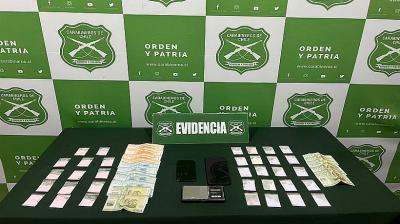 Allanan domicilio y detienen a dos individuos en Alto Hospicio que vendían drogas a través de las redes sociales