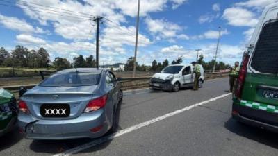 Capturan a peligrosa banda tras robo en farmacia de Lautaro