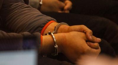 Traían ketamina de Perú: Detienen a falso obispo acusado de liderar red de narcotráfico en Arica