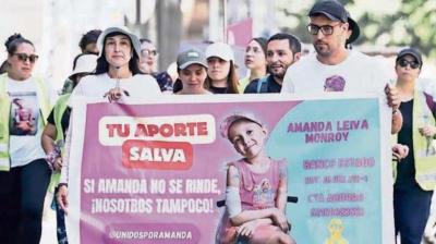 Desde Chillán: Padres de Amanda Leiva llegaron a Santiago para visibilizar sus inquietudes