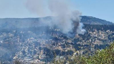 [VIDEO] “Sin avance” se encuentra el incendio forestal en Laguna Verde: consumió viviendas