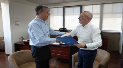 Gobierno Regional inicia gestiones para reactivar reconstrucción del Mercado Municipal de Temuco