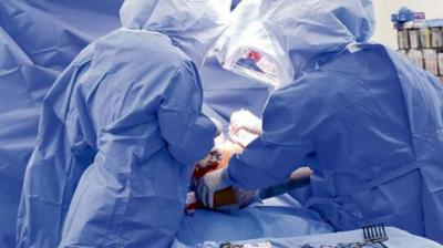 En el hospital Claudio Vicuña realizan primer recambio de prótesis de cadera