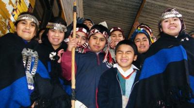 Llaman a estudiantes a renovar la Beca Indígena 2026 en Osorno