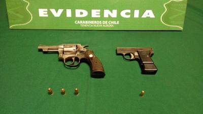Viña del Mar: detuvieron a hombre y mujer que portaban armas de fuego