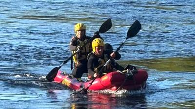[VIDEO] Con vida encontraron a las tres personas que estaban desaparecidas en el río Maullín