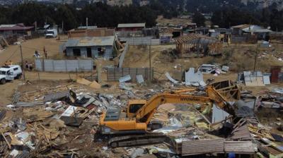 Tensión en el cerro Centinela: tres detenidos durante desalojo