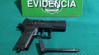 Hombre es detenido por portar pistola de aire comprimido en el estero Marga Marga: quedó libre
