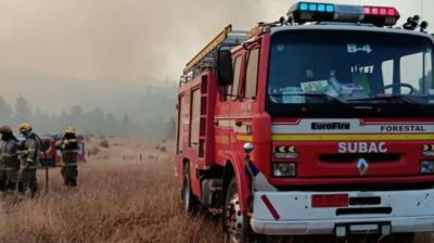 Gobierno anuncia que se querellará en contra de responsables que apedrearon a Bomberos mientras trabajaban en incendio forestal en Angol