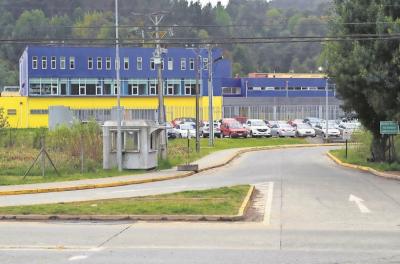 Investigan homicidio de un interno de la cárcel de Valdivia: es el primer caso del 2026