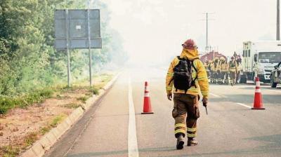 Incendios forestales han dejado a más de 8 mil usuarios sin energía en Ñuble