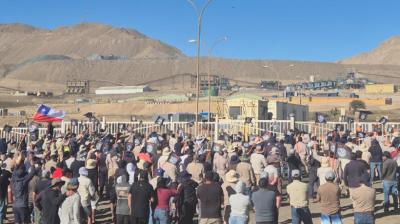Trabajadores de Mantoverde rechazan bono de $15 millones y endurecen conflicto laboral en Atacam