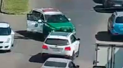 [VIDEO] Carabineros detuvo a un sujeto que se movilizaba en un vehículo con encargo con robo en Iquique