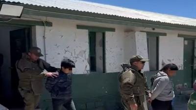 Detectan  caravana de vehículos de contrabando en  zona fronteriza de Colchane: tres ocupantes detenidos