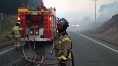 [VIDEO] Declaran Alerta Roja en Puchuncaví por incendio forestal cercano a zonas pobladas
