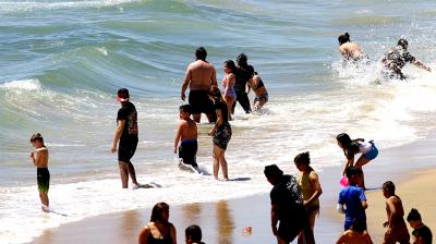 Monitoreo detecta coliformes fecales en balnearios de la Región de Valparaíso
