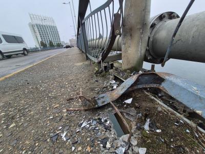 Advierten sobre forado en el puente Pedro de Valdivia en la capital de Los Ríos