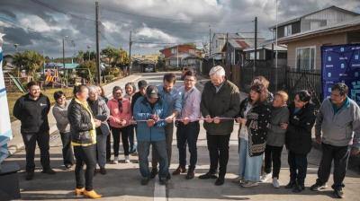 Puerto Varas: Inauguran pavimentación de calle 28 de Mayo en Nueva Braunau