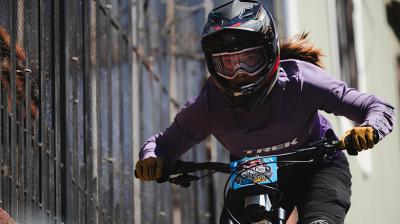 Tres chilenas desafiarán el circuito en Red Bull Valparaíso Cerro Abajo 2026
