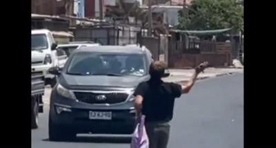 Portaba un cuchillo: detienen a sujeto que amenazaba a transeúntes en Arica