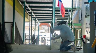 “Son mejoras concretas”: supervisa obras en establecimientos educacionales de Quilpué