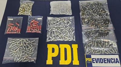 Sorprenden a nueve personas transportando droga en aeropuerto en Iquique y en la avanzada El Loa