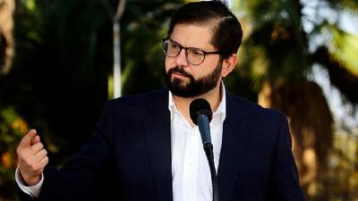 Exdirector del SLEP Atacama presentará querella contra Presidente Boric