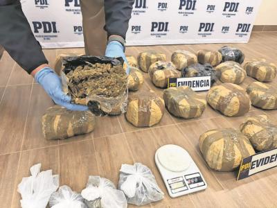 Los Ríos: En prisión preventiva quedan tres imputados sorprendidos con 22,8 kilos de marihuana