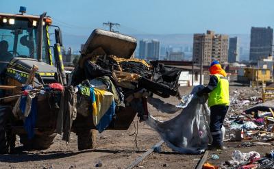 95 toneladas de basura y escombros fueron retirados de la franja del ferrocarril en Antofagasta