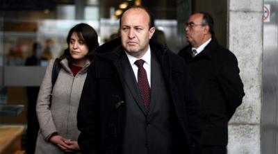 Defensa de exfiscal Guerra cuestionó obtención de chats de Hermosilla