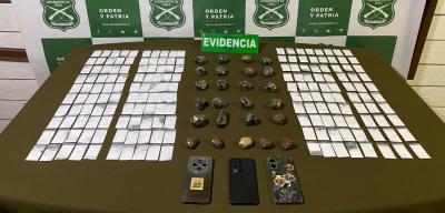 Detienen a dos sujetos por tráfico de drogas en Corral