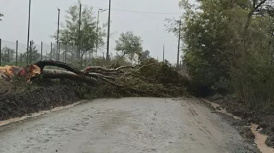 Sistema Frontal en la zona centro sur deja anegamientos y cierre de puertos