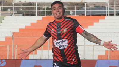 Limache burló la altura, aplastó a Cobresal en el norte y recuperó el primer lugar del torneo