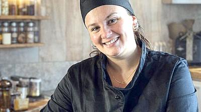 “Cocina a domicilio”: Emprendedora impulsa en Osorno tendencia para solucionar el dilema del almuerzo