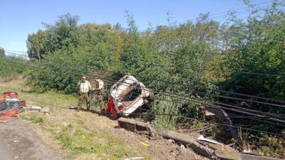 Accidente vehicular deja un lesionado grave y tránsito suspendido en San Nicolás