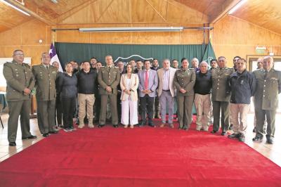 Capacitan a patrullas mixtas de Los Ríos en seguridad pública