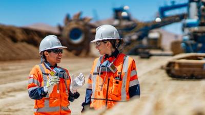 Escondida | BHP es la minera con mayor participación femenina: 44,3% de su dotación total