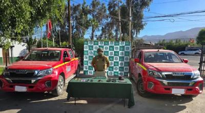 Tres detenidos: sujetos fueron soprendidos cuando robaban dos camionetas de empresa en Copiapó
