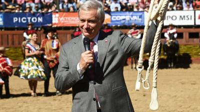 Presidente Kast llamó al "encuentro" de los chilenos en final de campeonato de rodeo