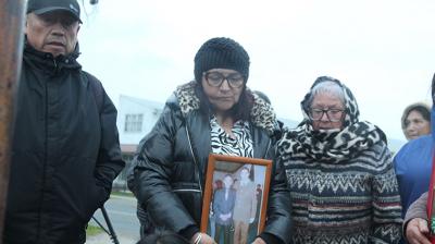 Madre de carabinero asesinado apunta a que funcionario “sufrió una emboscada”