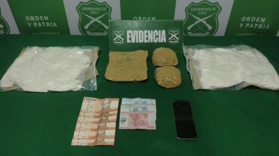 Detienen a mujer que transportaba droga en bus con destino a Santiago