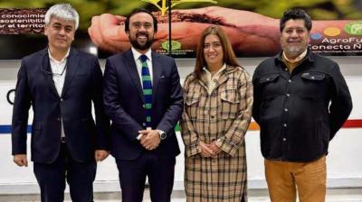 Ñuble: Buscan impulsar innovación del agro junto a expertos de Chile y el mundo