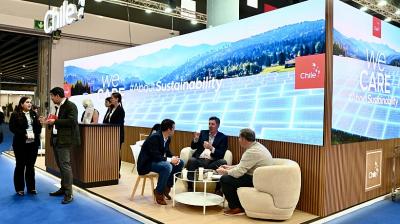 Seis empresas de Los Lagos participan en feria mundial de productos del mar en Barcelona