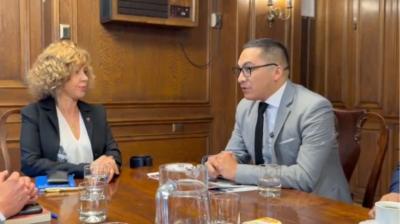 Ministra de BB. NN. analizará en terreno proyecto Arena Antofagasta: evalúan incorporar patinódromo