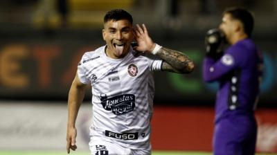 En accidentado partido Limache igualó en su visita a Audax Italiano y continúa como puntero