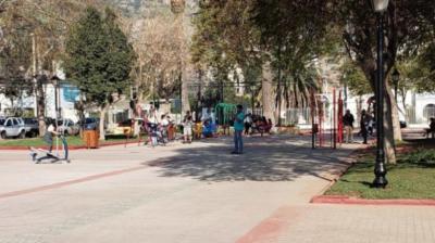Balean a joven en plaza de La Calera: quedó fuera de riesgo vital