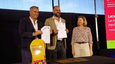 Antofagasta firma convenio con CENIA para impulsar inteligencia artificial y desarrollo tecnológico en la comuna