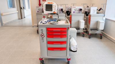 Nuevo Hospital de Ancud incorpora carros de paro clínico y refuerza su preparación para emergencias